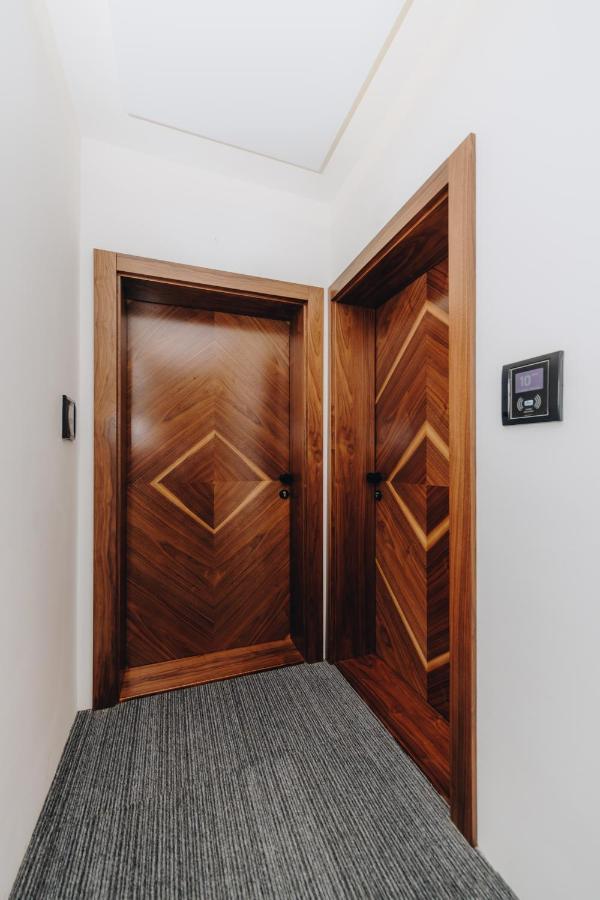 Boutique Luxury Apartments Kragujevac Dış mekan fotoğraf